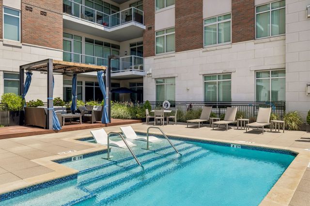 20 Rutledge St Apt 504, Nashville, TN 37210