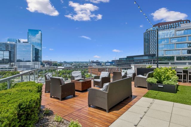 20 Rutledge St Apt 504, Nashville, TN 37210