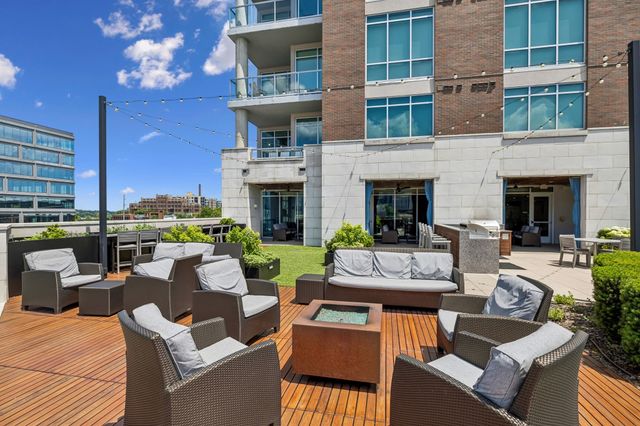 20 Rutledge St Apt 504, Nashville, TN 37210