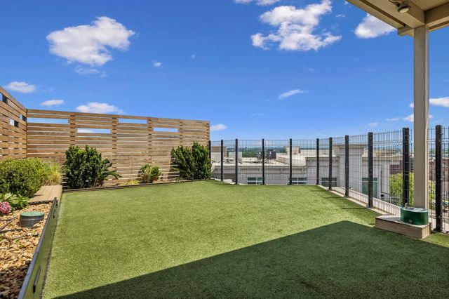 20 Rutledge St Apt 504, Nashville, TN 37210