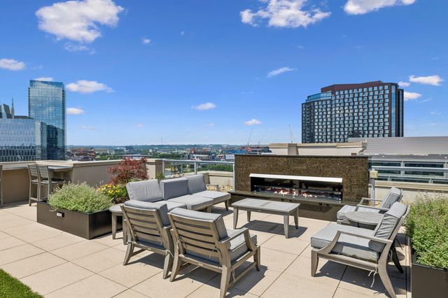 20 Rutledge St Apt 504, Nashville, TN 37210