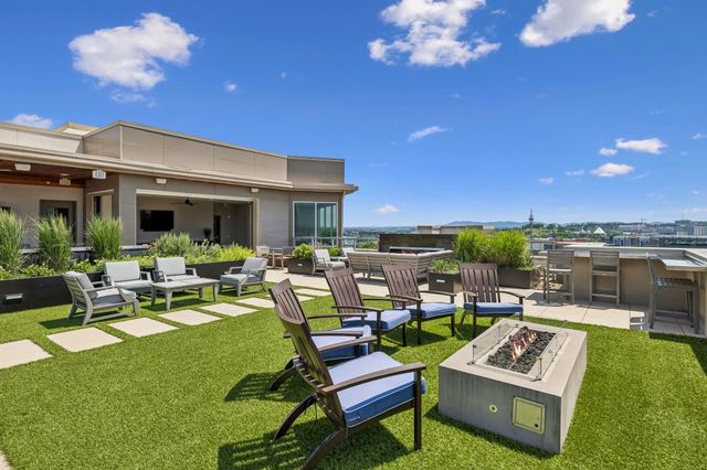20 Rutledge St Apt 504, Nashville, TN 37210