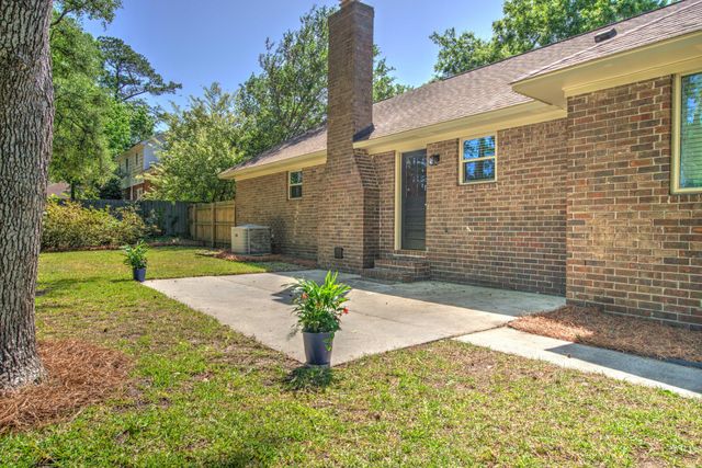 226 Smythe Drive, Summerville, SC 29485