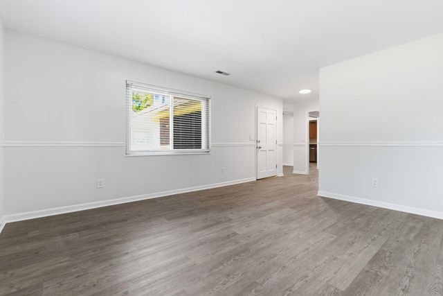 226 Smythe Drive, Summerville, SC 29485