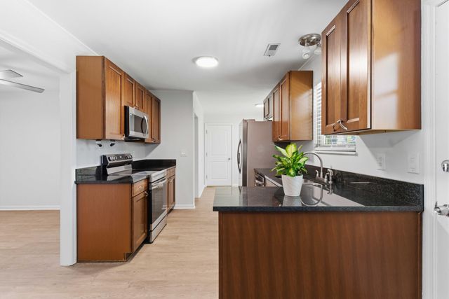 226 Smythe Drive, Summerville, SC 29485