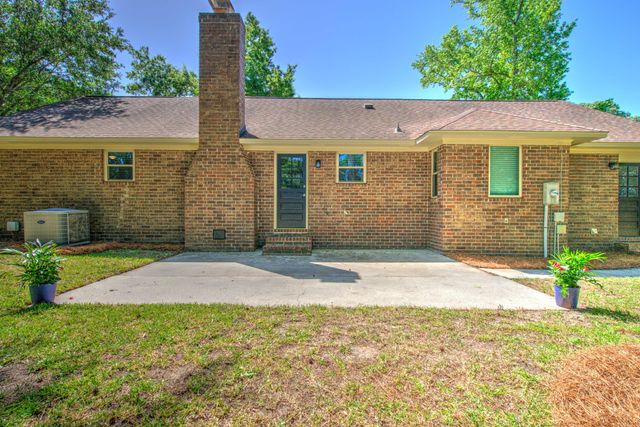 226 Smythe Drive, Summerville, SC 29485