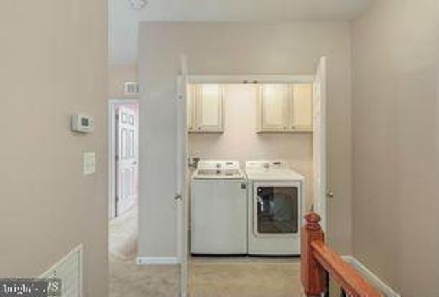 43817 KINGSTON STATION TER, Ashburn, VA 20148