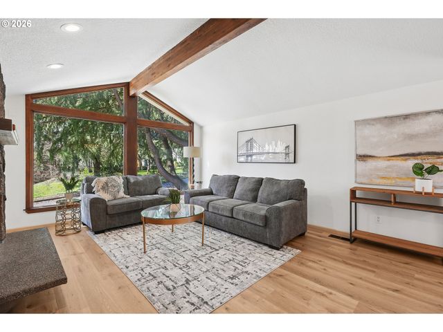 4243 SPRING ROCK Cir, West Linn, OR 97068