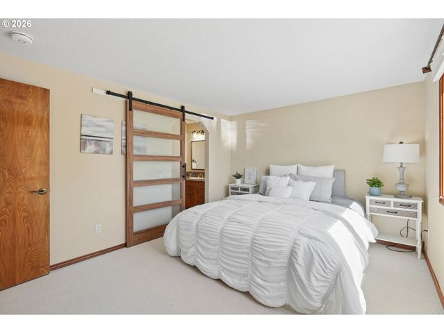 4243 SPRING ROCK Cir, West Linn, OR 97068