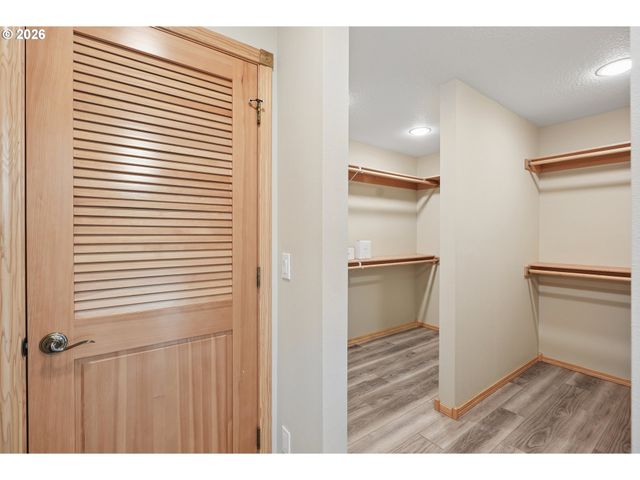 4243 SPRING ROCK Cir, West Linn, OR 97068