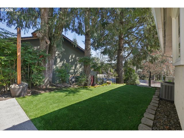 4243 SPRING ROCK Cir, West Linn, OR 97068