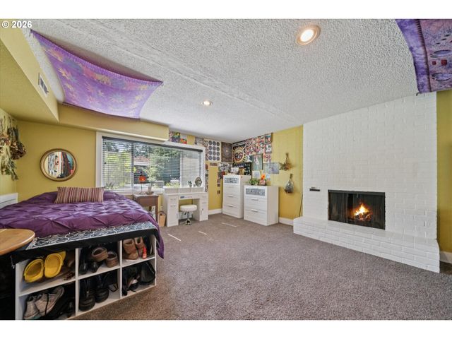 12221 Sw TAYLOR Ct, Portland, OR 97225