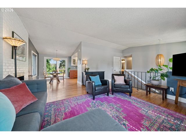 12221 Sw TAYLOR Ct, Portland, OR 97225