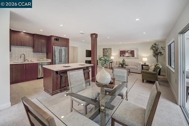 1345 Singingwood Ct 8, Walnut Creek, CA 94595