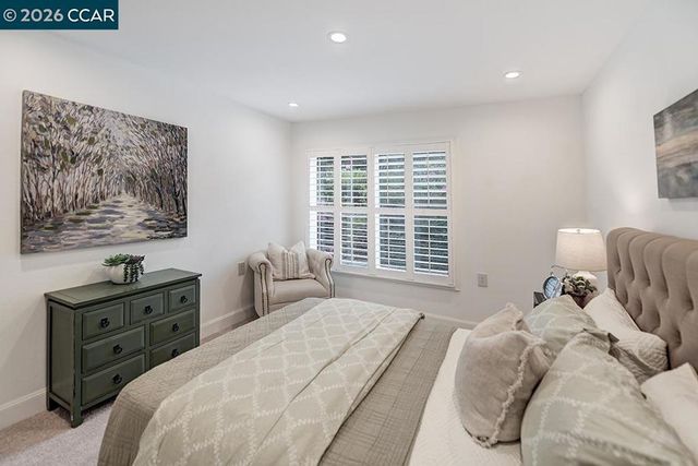 1345 Singingwood Ct 8, Walnut Creek, CA 94595