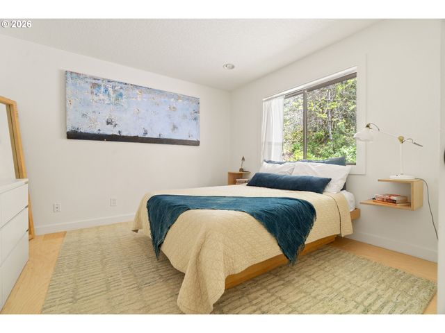 13430 Nw GERMANTOWN Rd, Portland, OR 97231