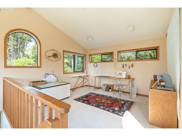 13430 Nw GERMANTOWN Rd, Portland, OR 97231