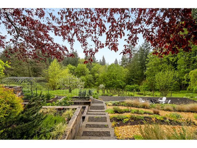 13430 Nw GERMANTOWN Rd, Portland, OR 97231