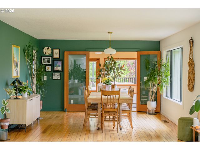 13430 Nw GERMANTOWN Rd, Portland, OR 97231