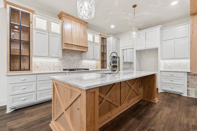 271 Frontier Trail, Hot Springs, AR 71913