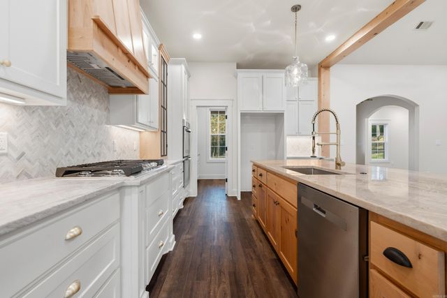 271 Frontier Trail, Hot Springs, AR 71913