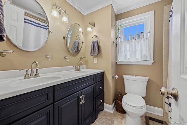 14 Washington Mews 14, Port Chester, NY 10573