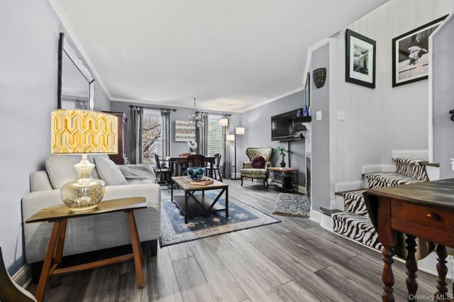 14 Washington Mews 14, Port Chester, NY 10573