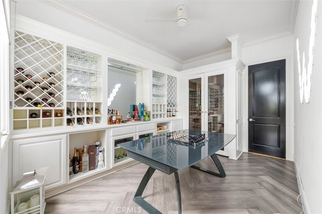 5633 Newcastle Ln, Calabasas, CA 91302