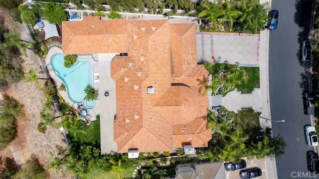 5633 Newcastle Ln, Calabasas, CA 91302