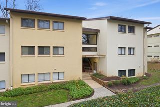 5661 HARPERS FARM RD #F, Columbia, MD 21044