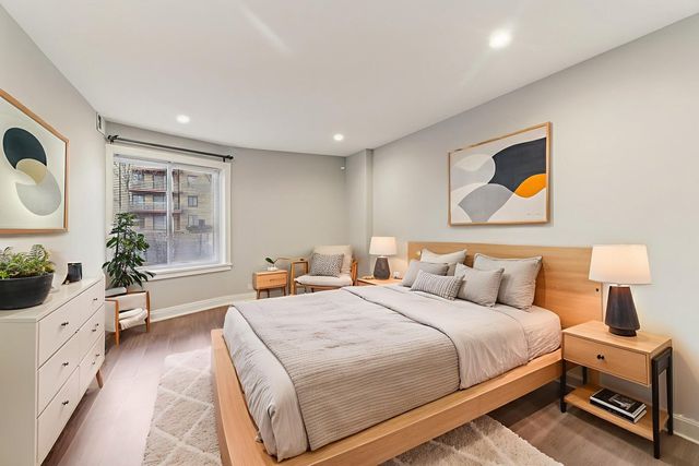 5450 Astor Lane 104, Rolling Meadows, IL 60008