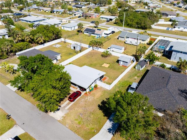 209 SEMINOLE BOULEVARD NW, Port Charlotte, FL 33952
