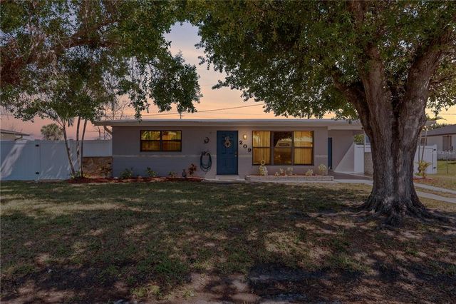 209 SEMINOLE BOULEVARD NW, Port Charlotte, FL 33952