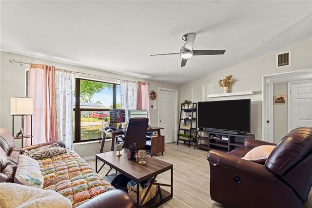 209 SEMINOLE BOULEVARD NW, Port Charlotte, FL 33952