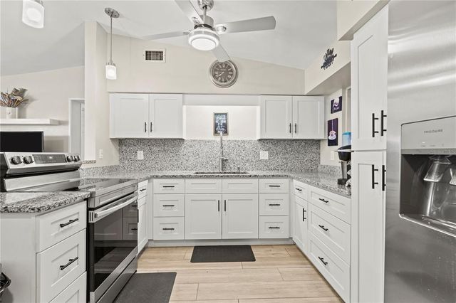 209 SEMINOLE BOULEVARD NW, Port Charlotte, FL 33952
