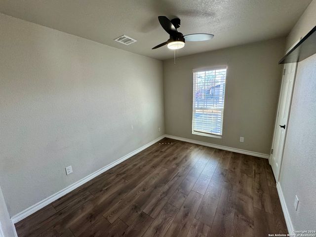 627 N San Manuel, San Antonio, TX 78228