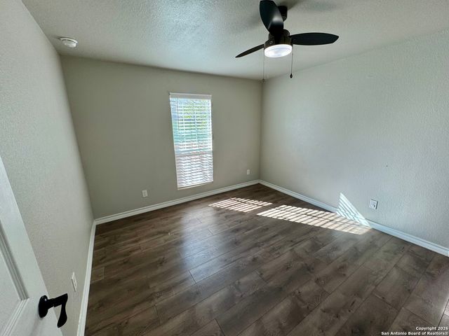 627 N San Manuel, San Antonio, TX 78228