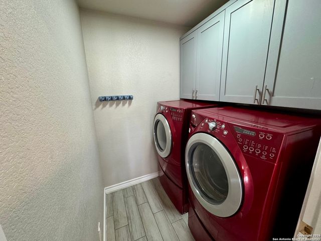 627 N San Manuel, San Antonio, TX 78228