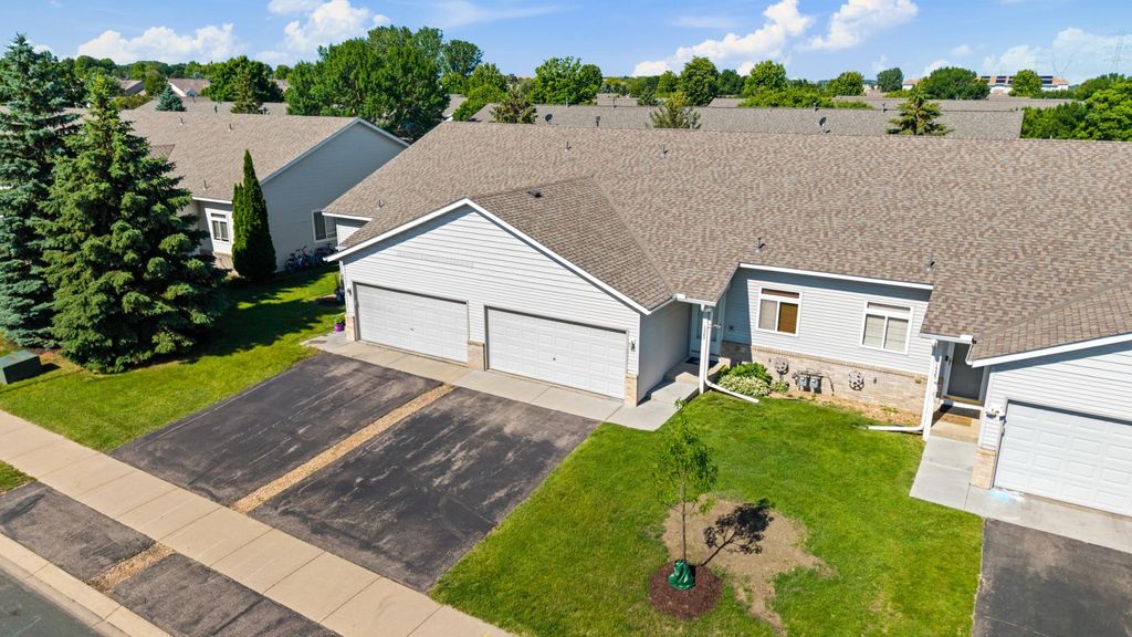 1523 Balinese Street, Shakopee, MN 55379 — photo 2