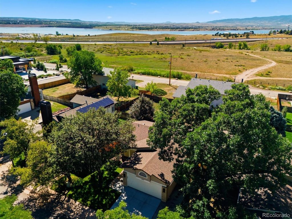 Image 27 of property listing at 8522 S Upham Way, Littleton, CO 80128