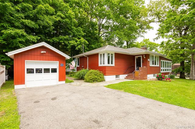 3 Mountain Road, Wappingers Falls, NY 12590