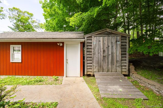 3 Mountain Road, Wappingers Falls, NY 12590