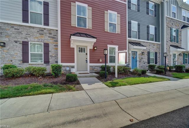 1712 Defiance DR, Chesapeake, VA 23323