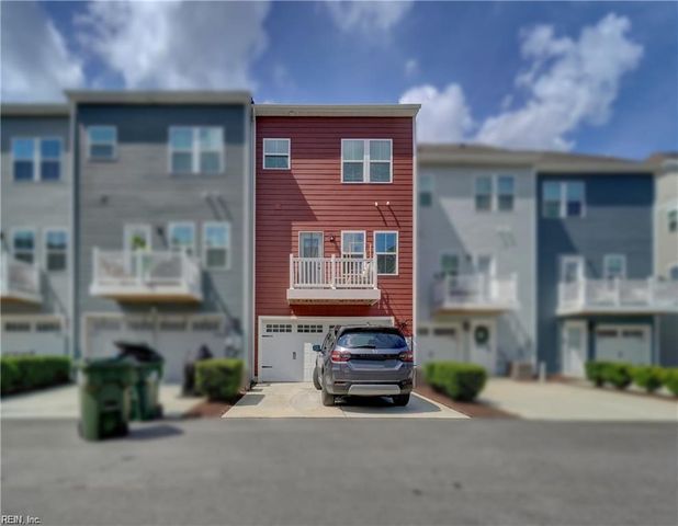 1712 Defiance DR, Chesapeake, VA 23323
