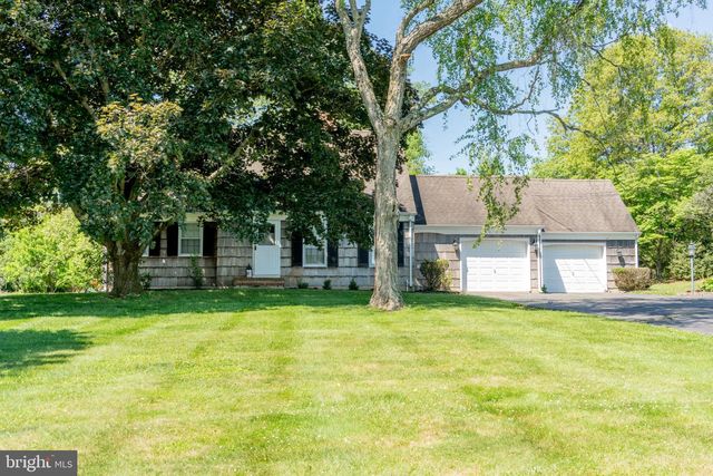 69 MANNERS RD, Ringoes, NJ 08551