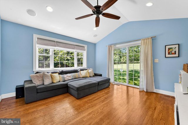 69 MANNERS RD, Ringoes, NJ 08551