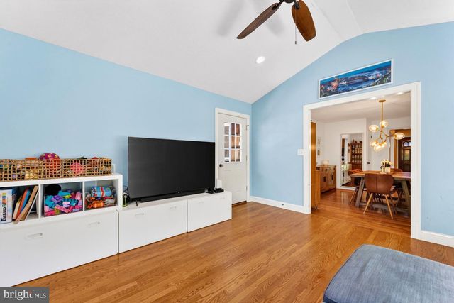 69 MANNERS RD, Ringoes, NJ 08551