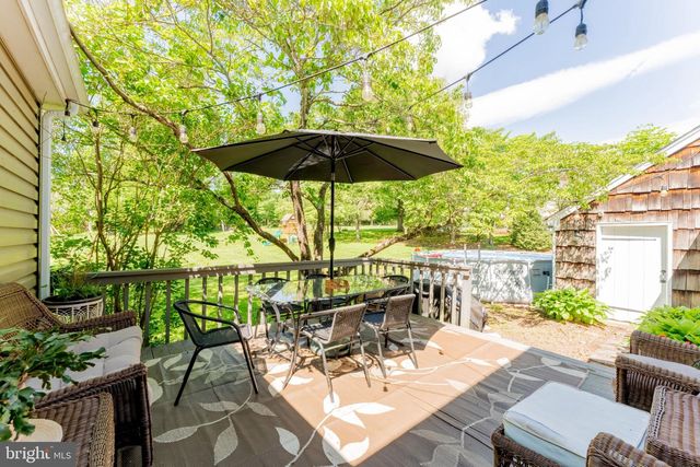 69 MANNERS RD, Ringoes, NJ 08551