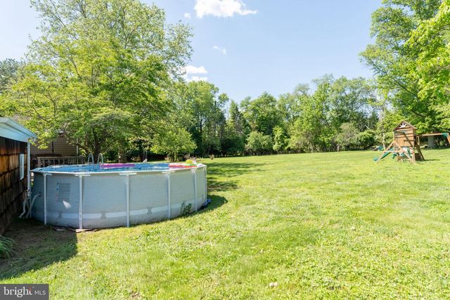 69 MANNERS RD, Ringoes, NJ 08551