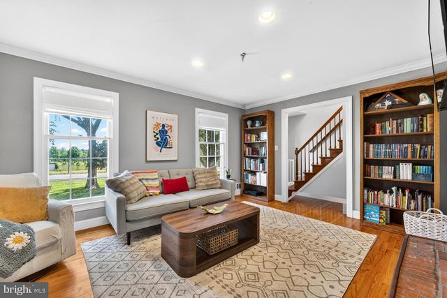 69 MANNERS RD, Ringoes, NJ 08551